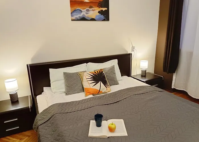 Ideally Located City Center 2 Bedrooms Spacious Apartment