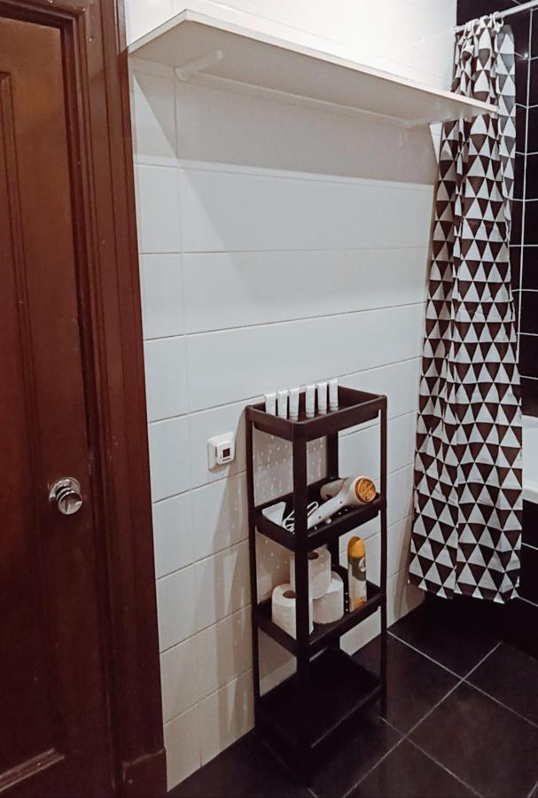 Dzīvoklis Ideally Located Center 2 Bedrooms Spacious *
