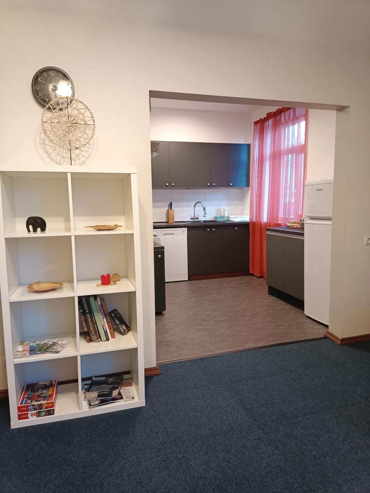 Ideally Located Center 2 Bedrooms Spacious Dzīvoklis *